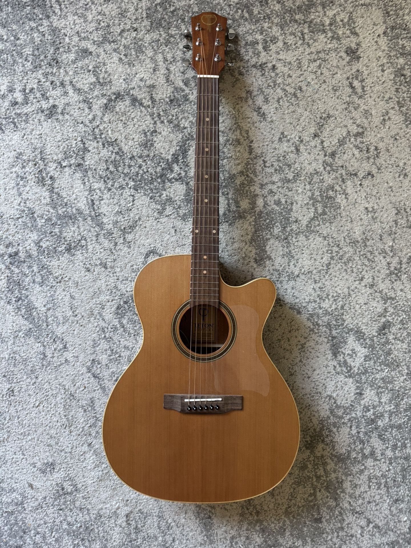 Teton Acoustic/ Electric Guitar
