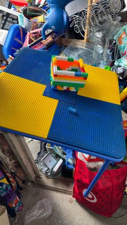 Folding Lego table