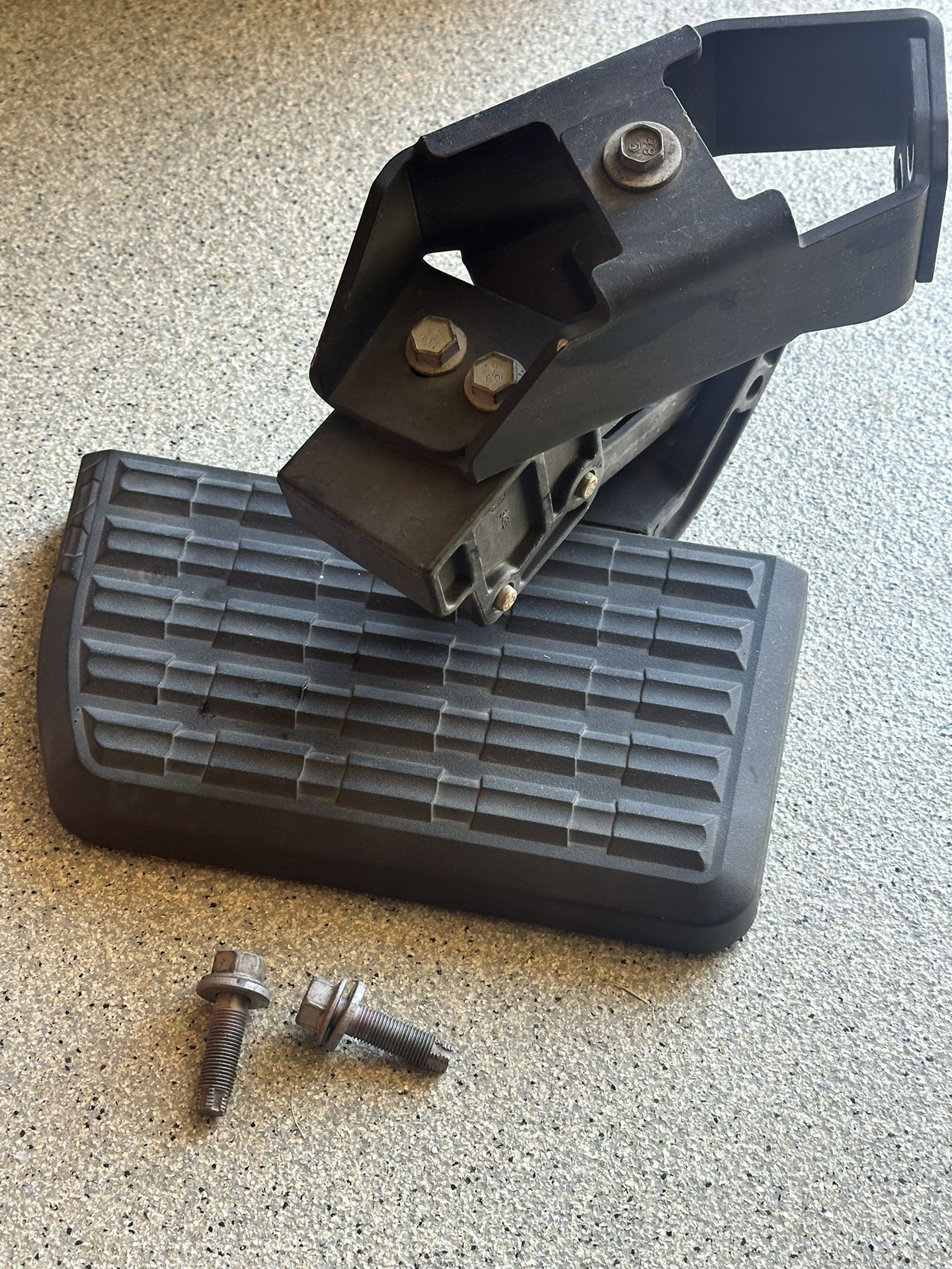 Toyota Tacoma Tailgate Step