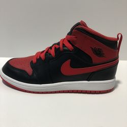 (Barley Worn) Jordan 1 Mid Black/Fire Red-White