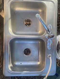 Laba Trastos solo que aun Lado Tiene una picada