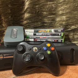 Xbox 360 Bundle 4 Games & 1 Controller