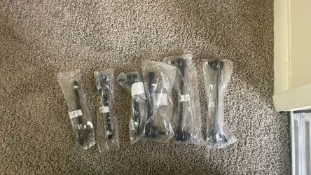 2 ball join, 2 sway bar links, 2 tie rob end, Nissan versa 2012