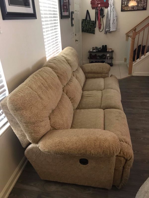 Lazy boy couch for Sale in San Diego, CA OfferUp