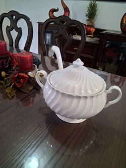 Vintage soup bowl. ..