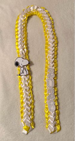 2026 Snoopy Graduation Lei