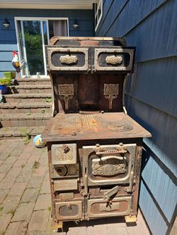 Free monarch wood fired stove