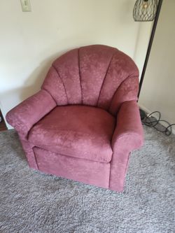 2 Free LAY Z BOY swivel chairs