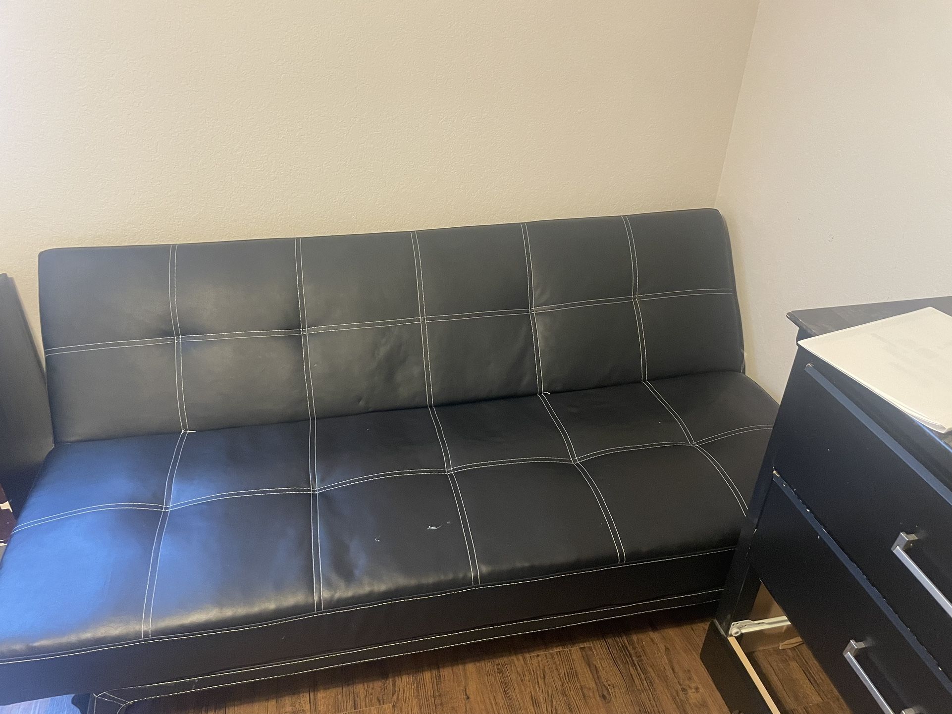 Futon Leather Black - Like New