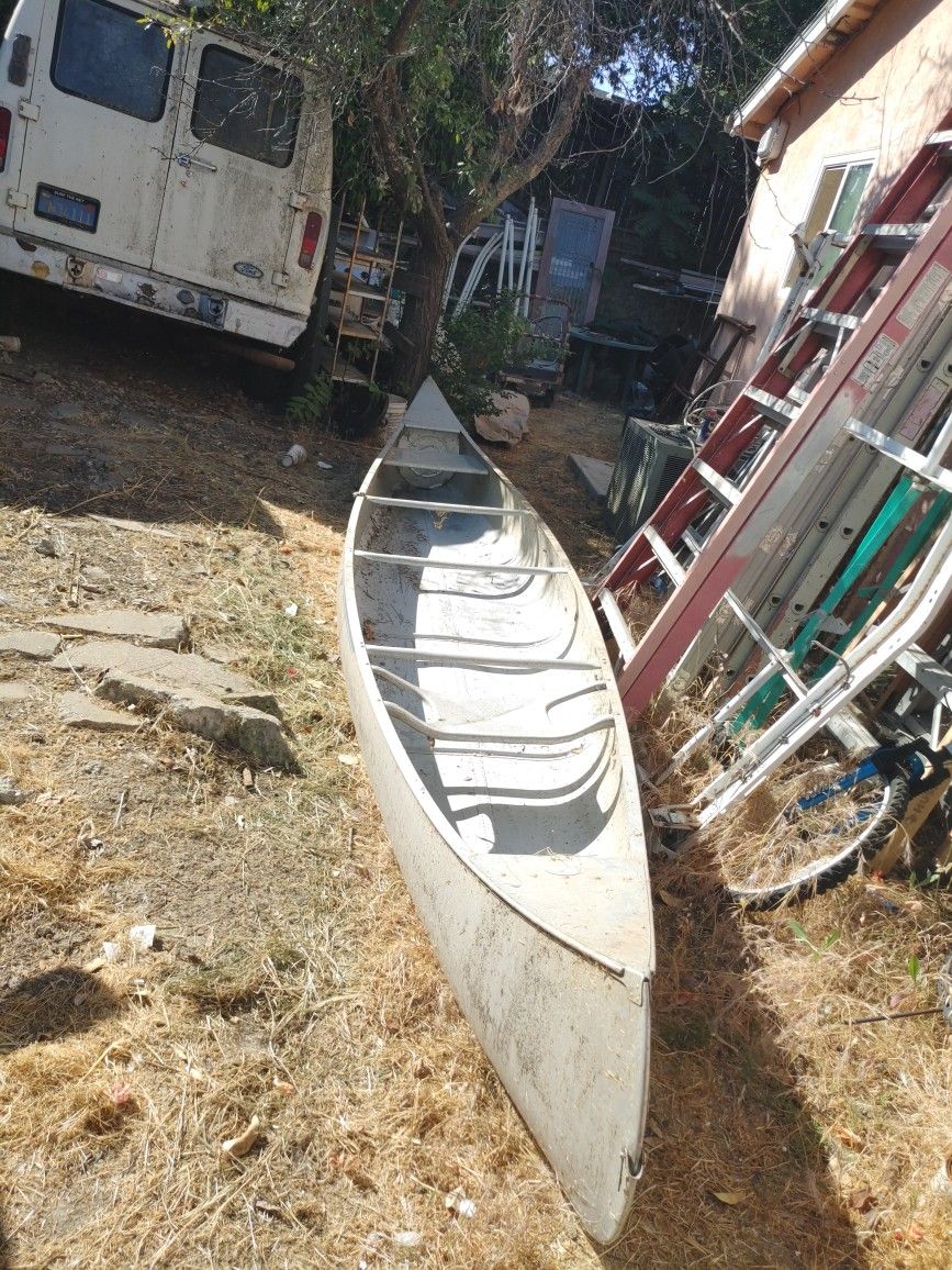 17 Foot Aluminum Canoe