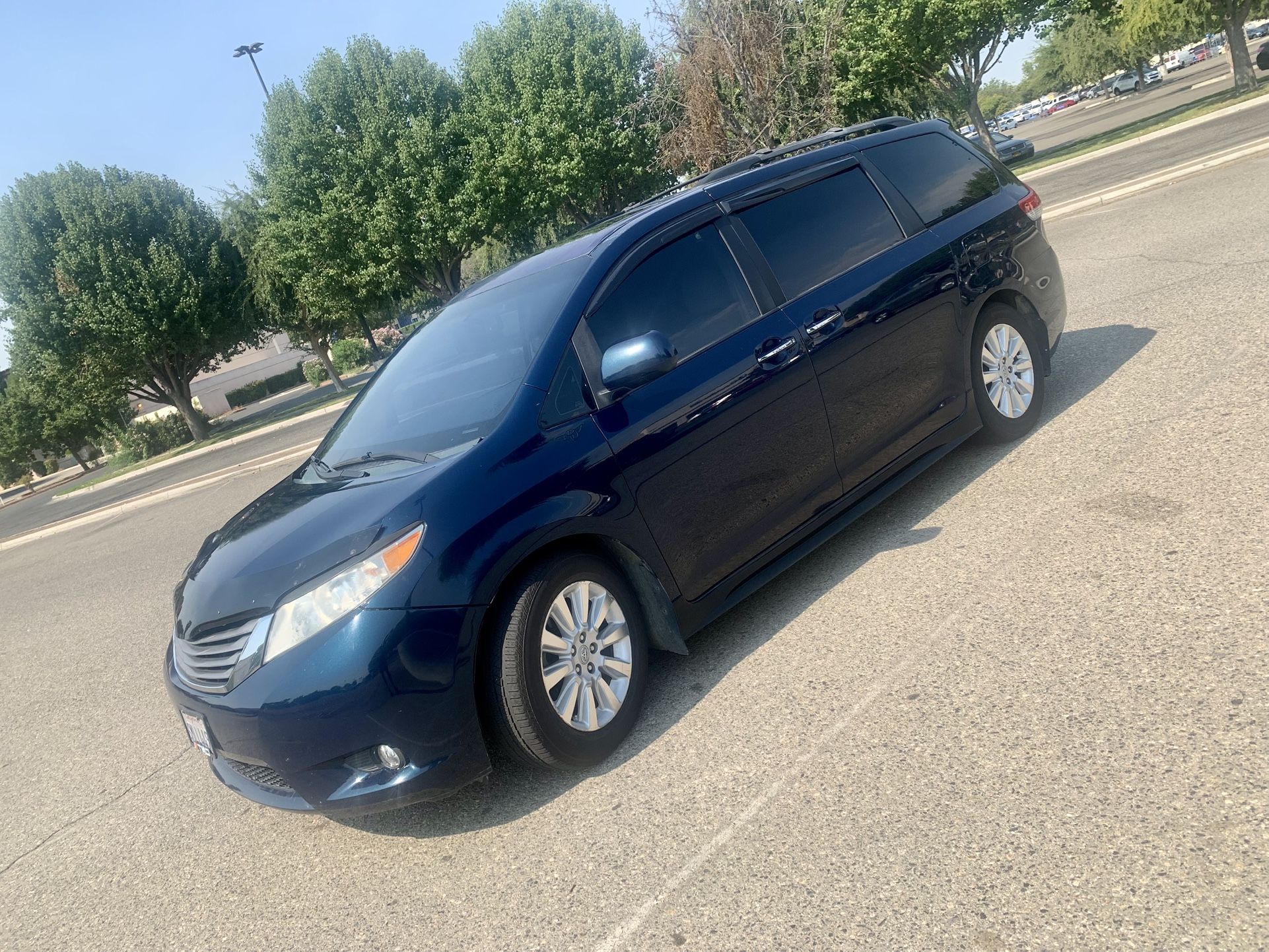 2011 Toyota Sienna