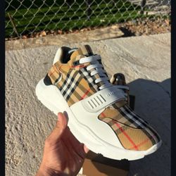 Burberry Shoes