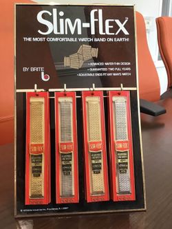 1973 Brite Men’s Slim-Flex display including 12 watchbands 6 goldtone and 6 silvertone watchbands.  Vintage collectible