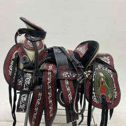 Nueva Montura Charra Bordada 