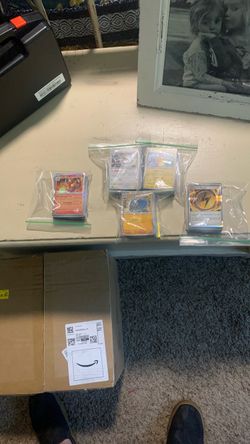 2025-26 Pokémon cards 1 stack of holos 3 stacks of commons 1 stack of energy all selling together
