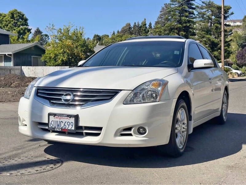 2012 Nissan Altima 25