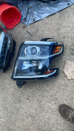 2015 2020 Chevy Suburban Left Head Light