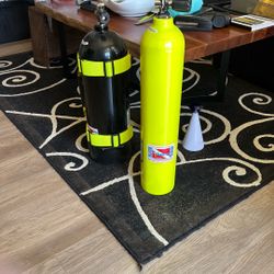 Scuba Tanks 