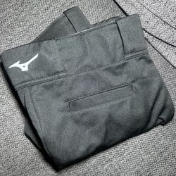 Size XL: Mizuno Youth Girl’s Softball Pants Black