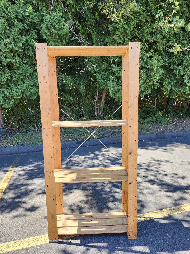 Wood Sheff  In Good Condition 