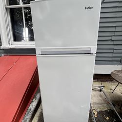 Haier Top Freezer Refridgerator