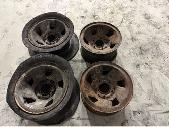 Ford F150, Bronco, or van 15-inch stock steel wheels 5 on 5.5 inches