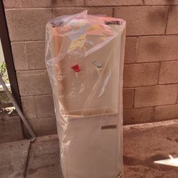 Dispensador De Agua CORDLEY Temprite for Sale in Los Angeles, CA - OfferUp