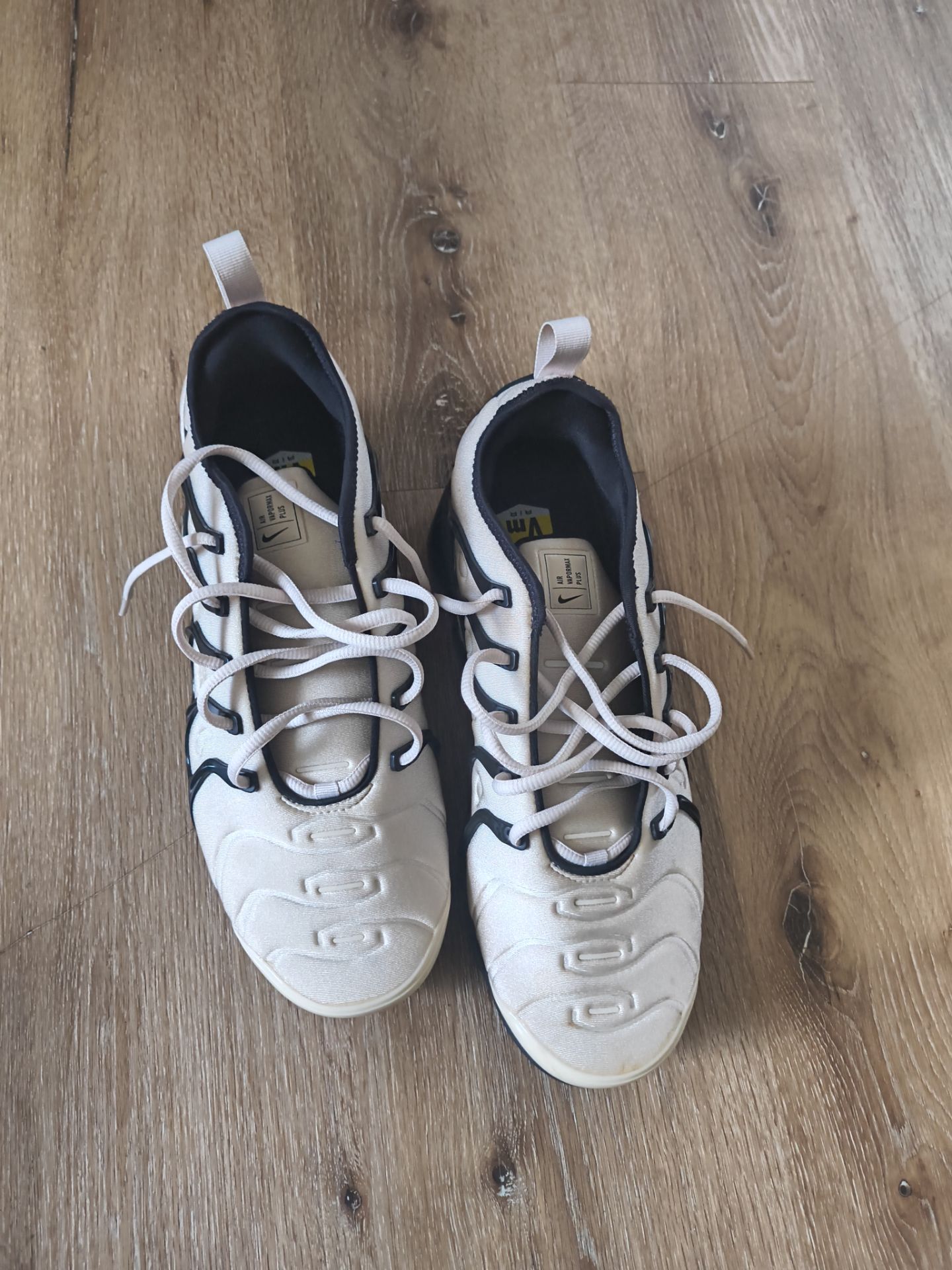 Vapor max