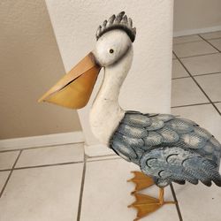 Pelican-24 Inches Tall