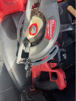 Milwaukee skil saw
