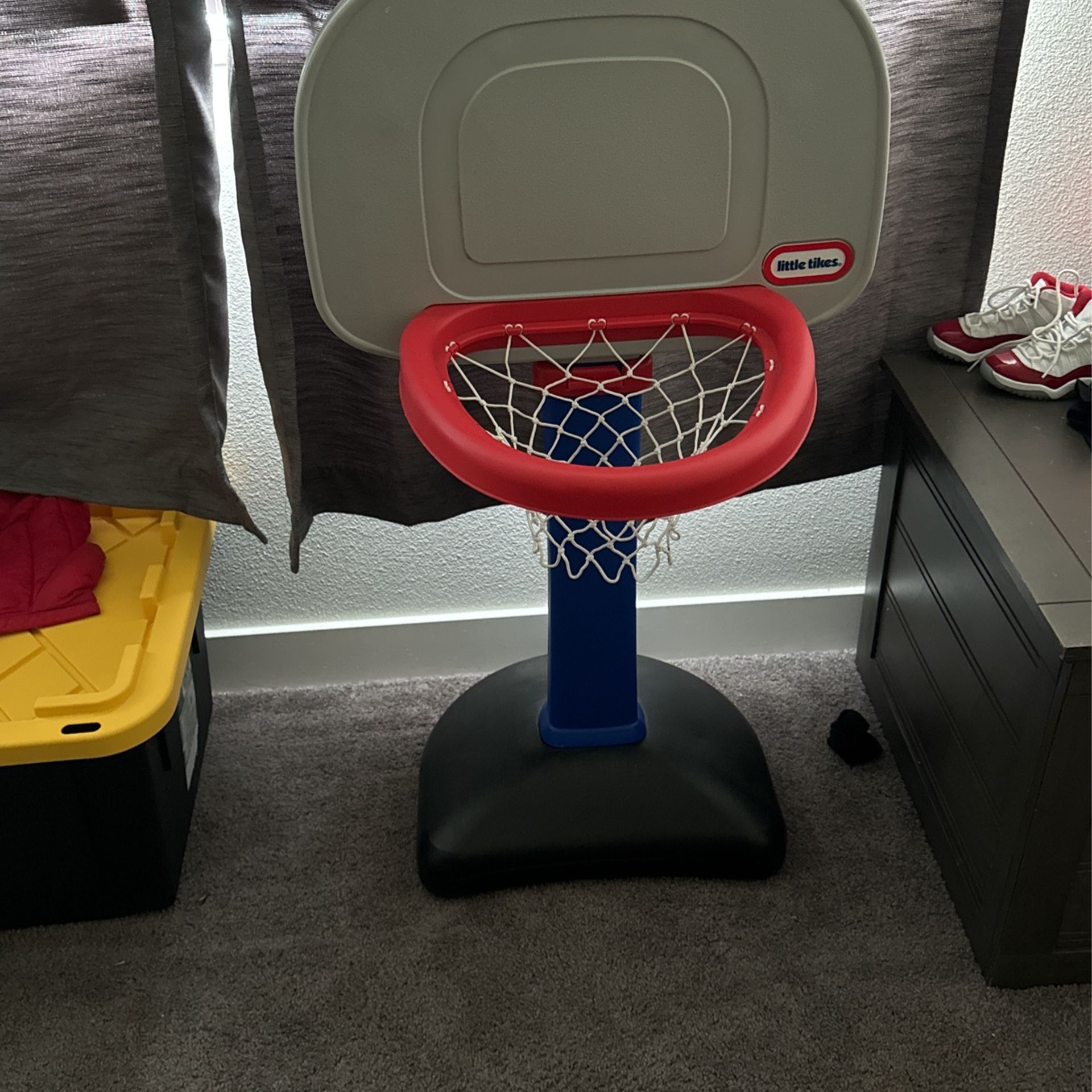 Kids Basketball Hoop