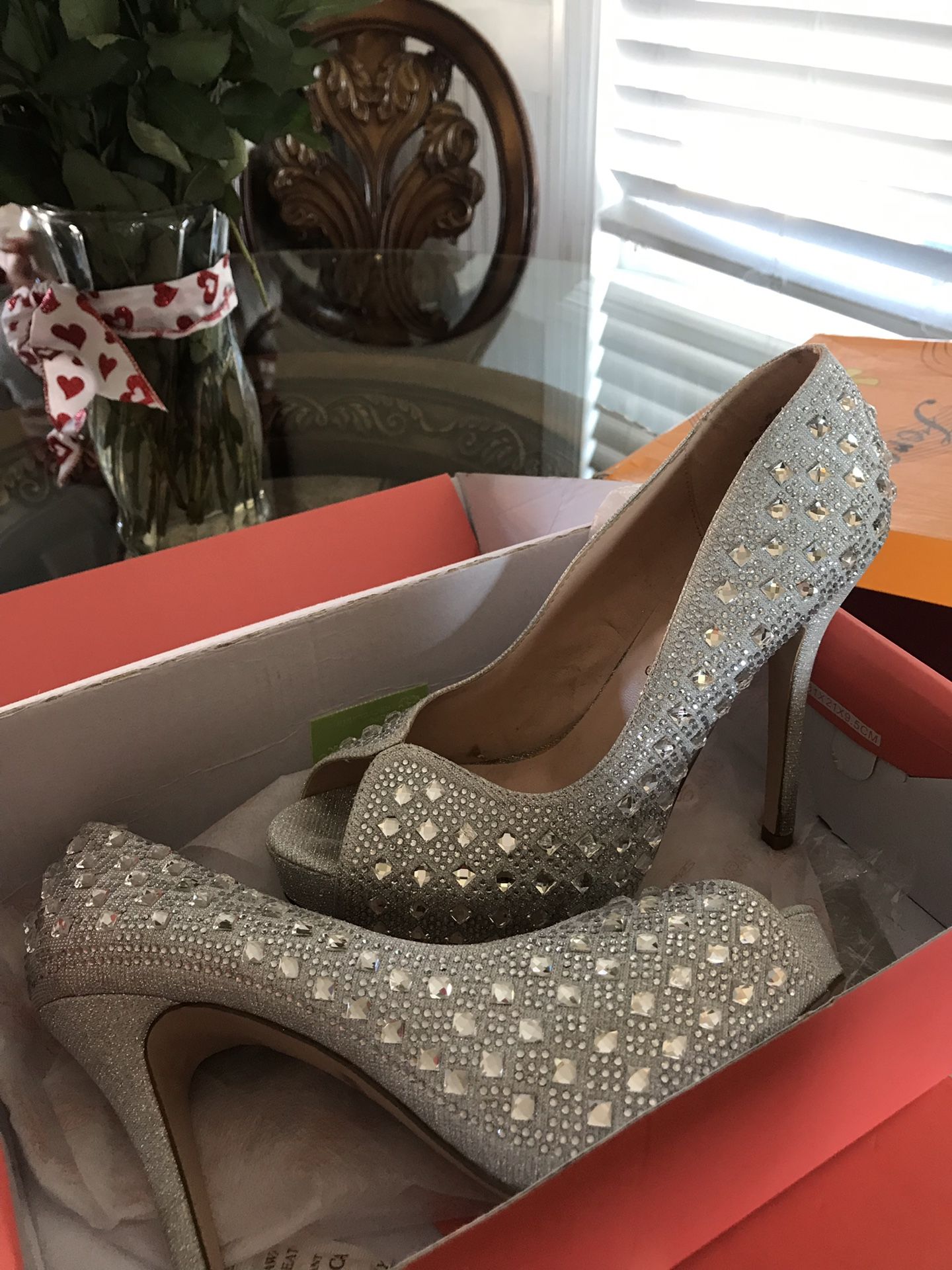 Heels size 8 for quince or weddings