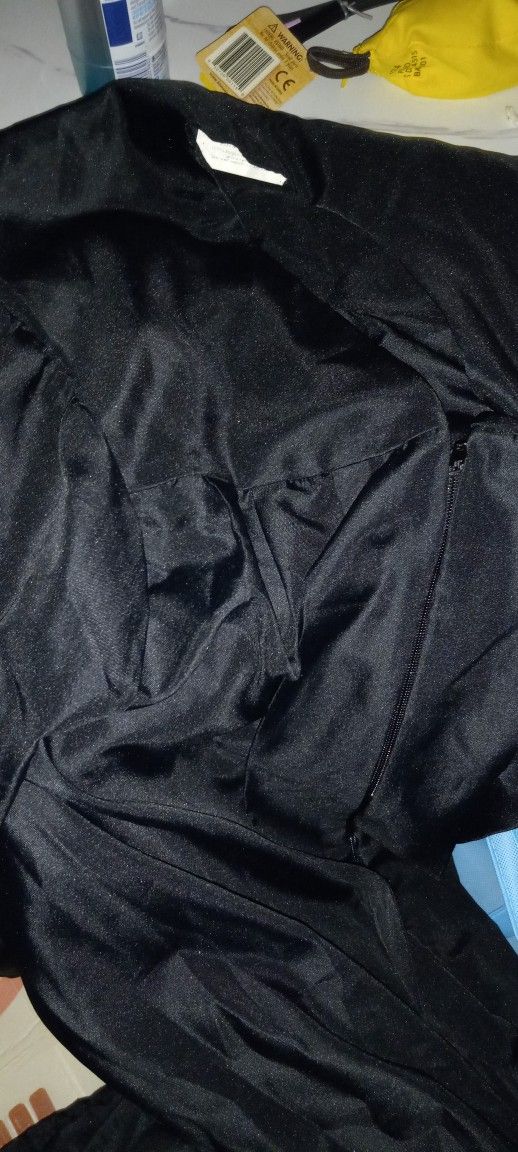 Black Graduation Gown