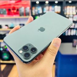 iPhone 11 Pro Max,  Factory Unlocked,  Excellent Condition.  Like New 