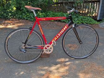Raleigh Road Seven Hundred Comp 1X9 Flat Bar Road Bike