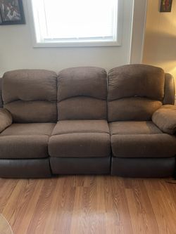 Couch Love Seat recliners And Table