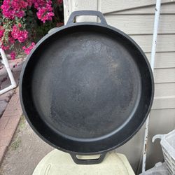 Large Heavy Cast Iron Skillet 15”@3”