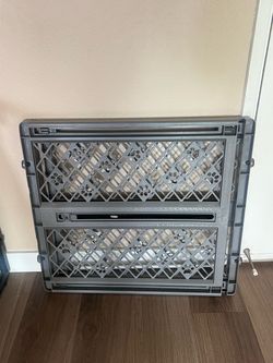 Plastic Pet Gate with Paw Print Design - Gray