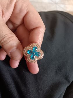 Two tone rose gold / Mossanite Ring