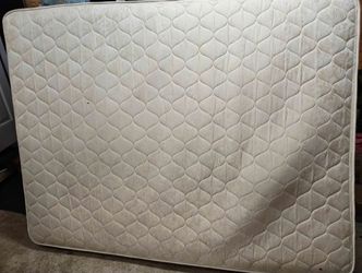 Queen mattress