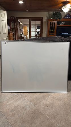 White board 3ftx4ft