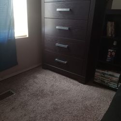 Dressers 2