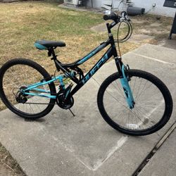 Huffy 26" Trail Runner Mountain Bike, Fits Riders 60”+, Black/Teal, Adult, Women's