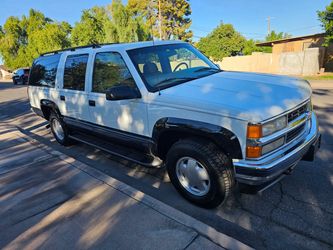 1997 Chevy Suburban in excellent Condition