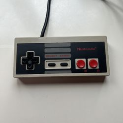 Nintendo NES Controller NES-004 OEM Tested & Working