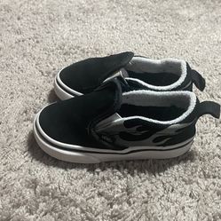 Vans Oldskool Sk8 Low Top Black Suede Toddler Size 6 Sneakers 