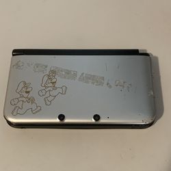 DAMAGED Nintendo 3DS XL