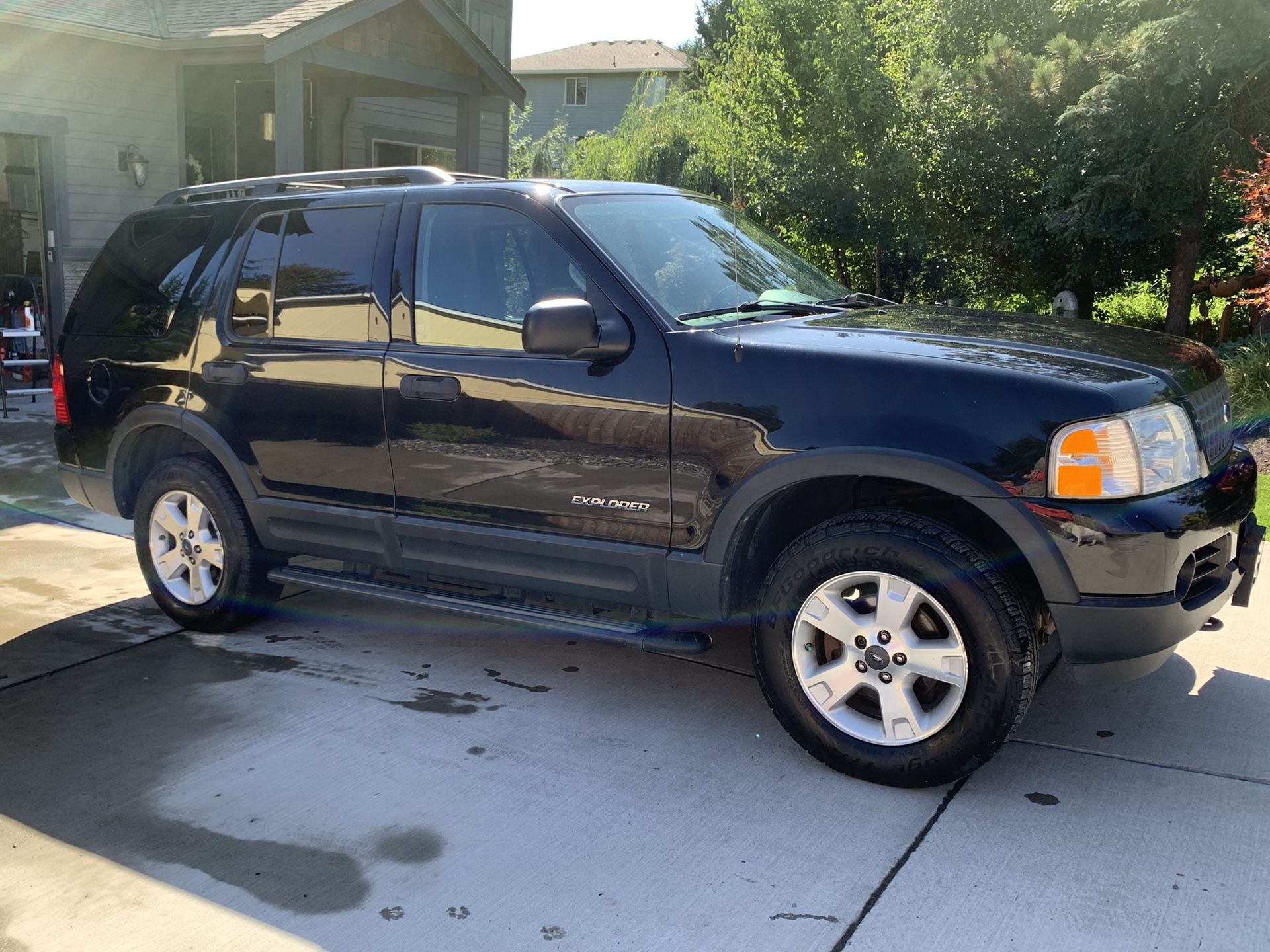 2004 Ford Explorer