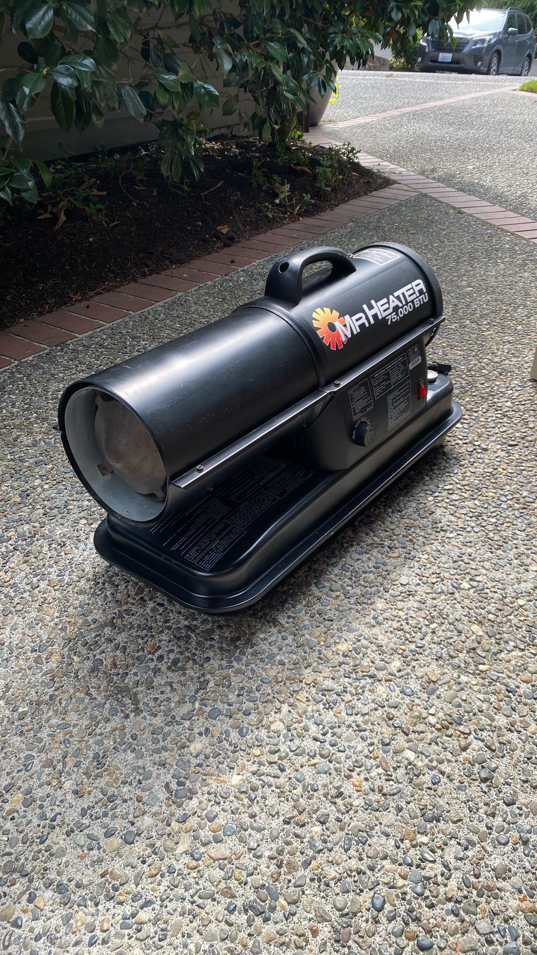 Mr Heater 75,000 BTU Forced Air Kerosene Heater