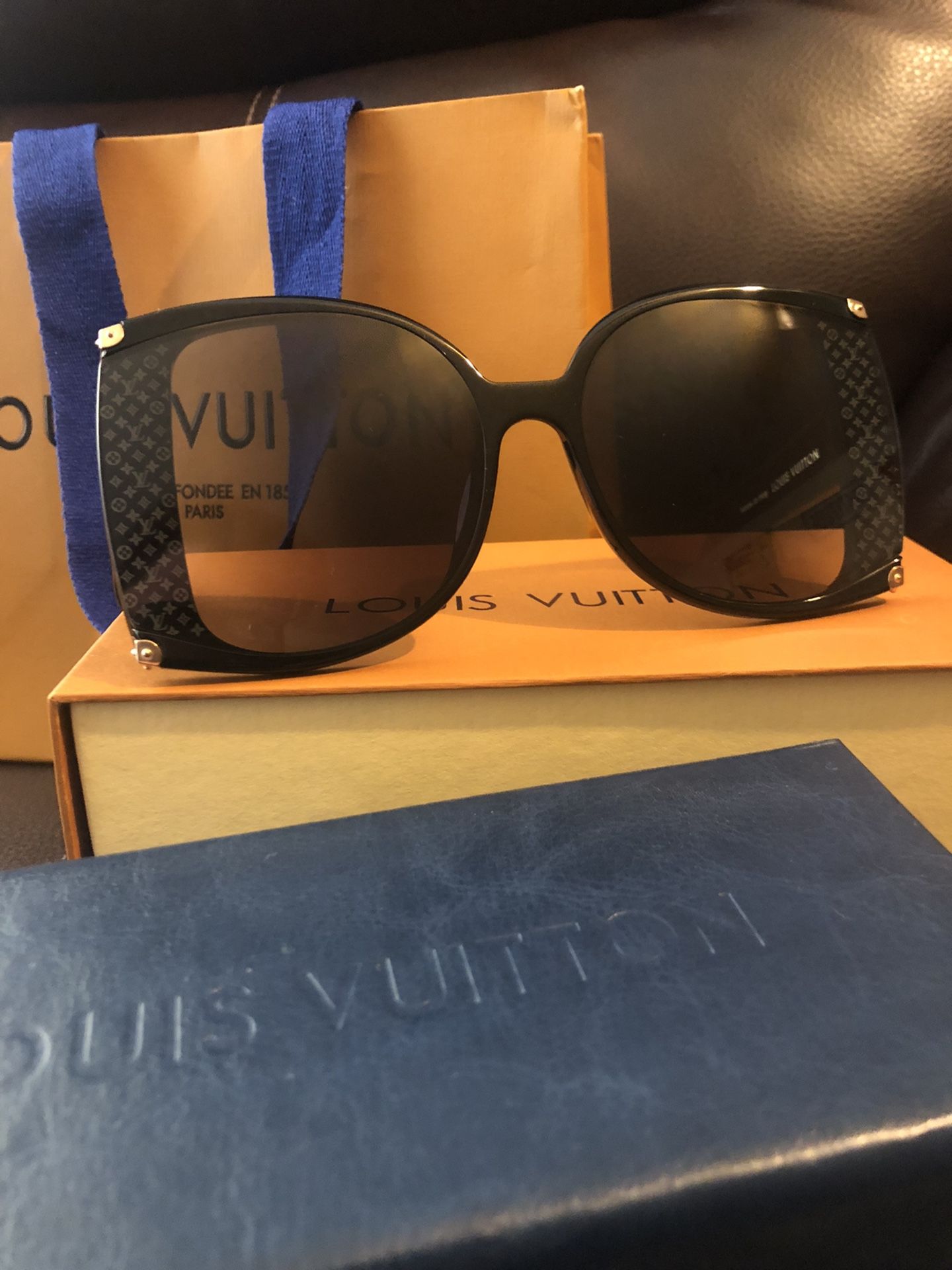 My Fair Lady Black W - Genuine Louis Vuitton Sunglasses for Sale in Saddle  Brook, NJ - OfferUp